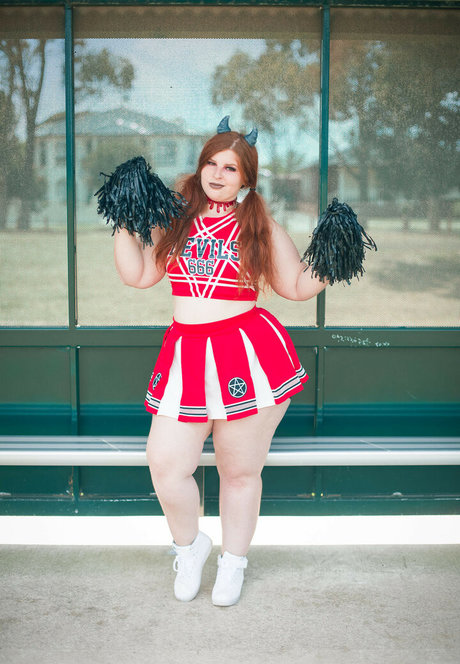 MaddicMaddy estrella porno erótica foto