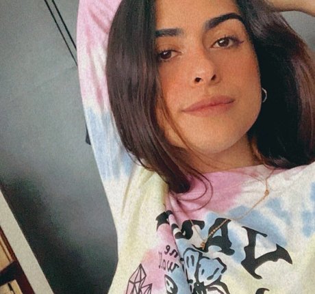 martresequis bonita modelo foto