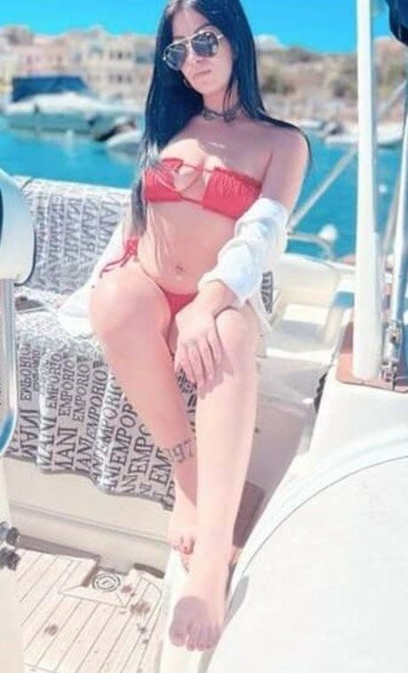 Maltese Girls estrella porno en alta definición archivo