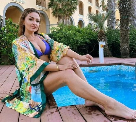 Maltese Girls modèle de haute qualité images