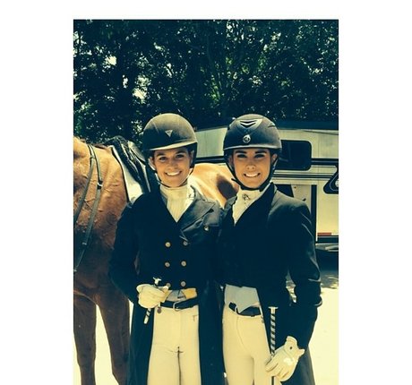 Ashton Hatchell actrice hd des photos