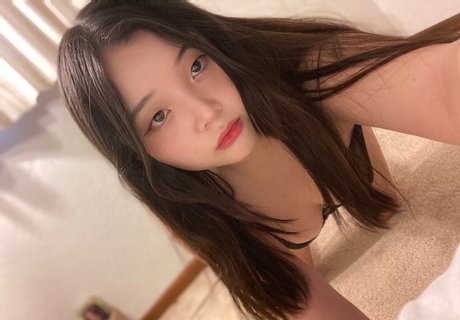 Jess kim modèle de sexe des photos