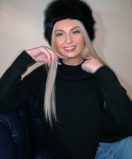 Tsmissmara bonita estrella fotos