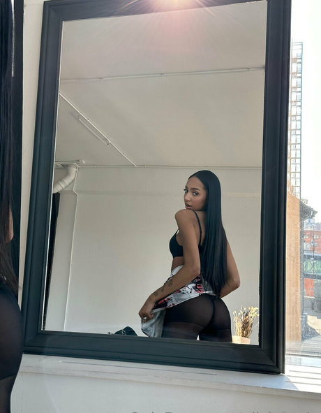 Alisha Kone actrice images