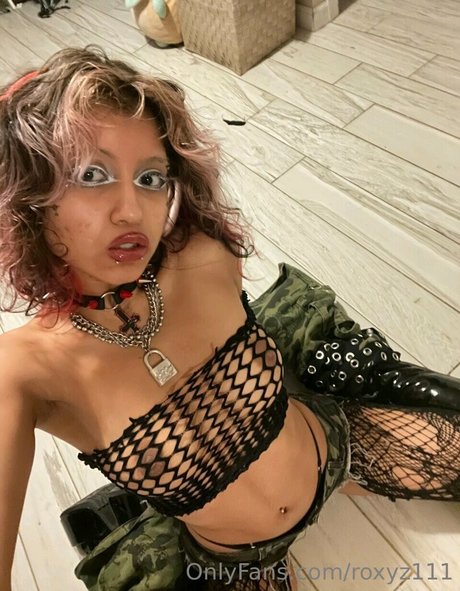 abuela asiática onlyfans libre perfecto galería