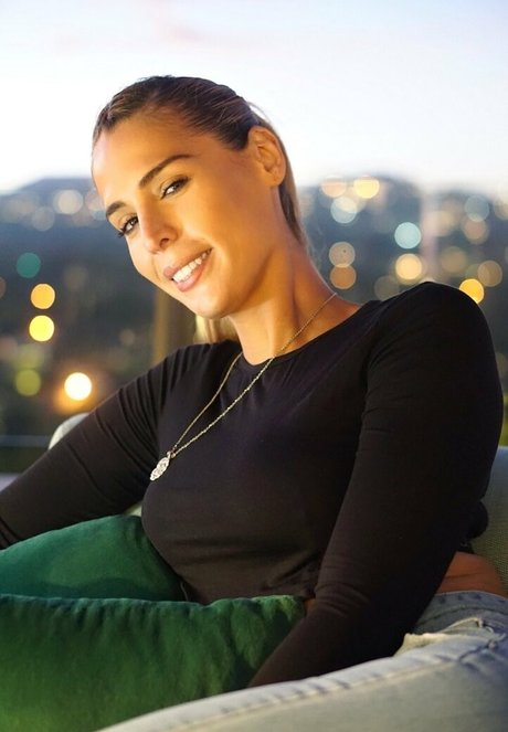 Carmen Carrera estrella erótica recopilación