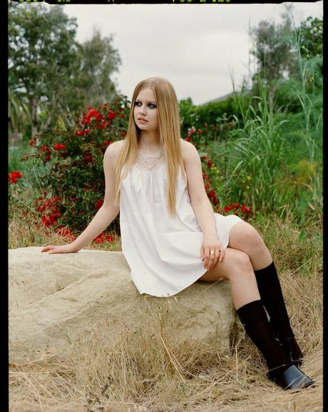 Angourie Rice modèle porno photos