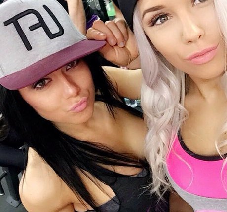 Suzy Hanah haut étoile collection