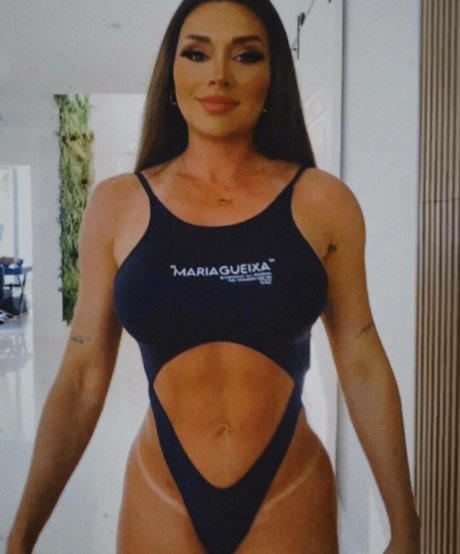 Juliana Salimeni estrella adulta archivo