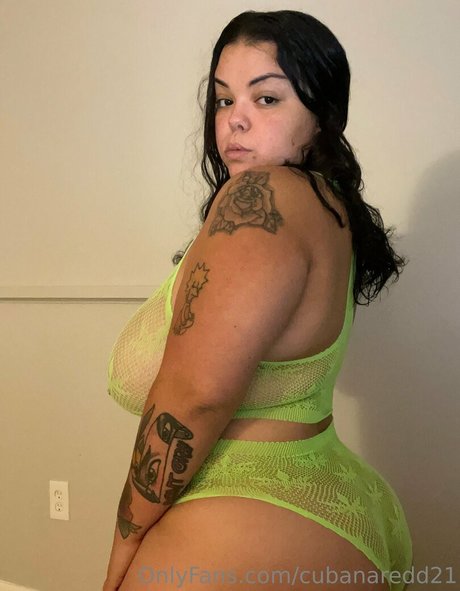 cubanaredd21 exclusive model pic