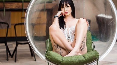 Lidia Raquel modèle xxx img