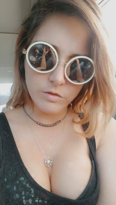 imamazingbitch estrella atractiva galería