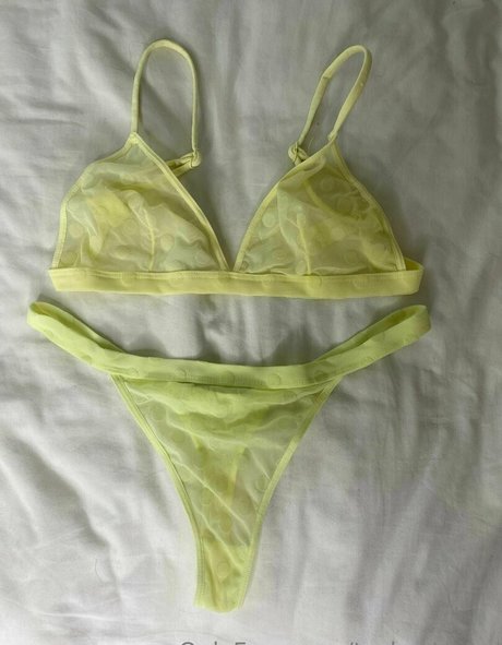 tasha tease modelo desnudo imágenes