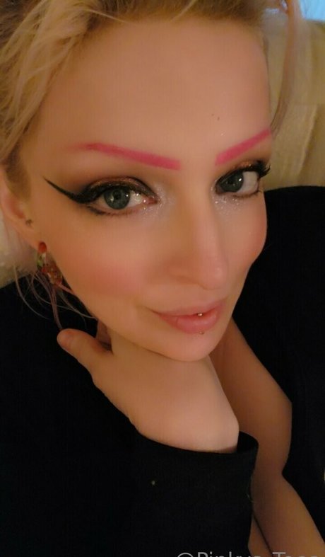 pinkys toes modèle porno photos