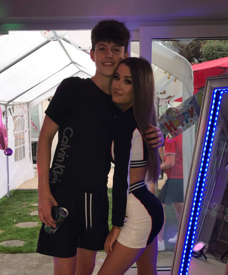 Laura Brophy modèle sexy galeries