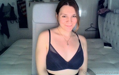 ladysharp star pornographique photo