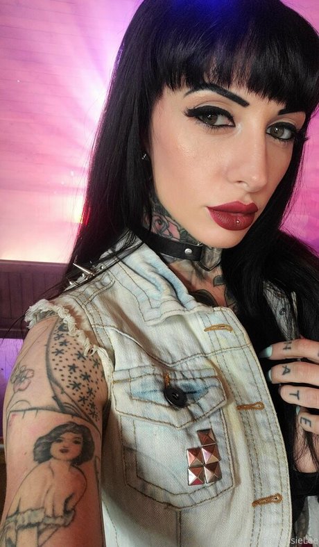 omgitsjessielee modelo de arte galería