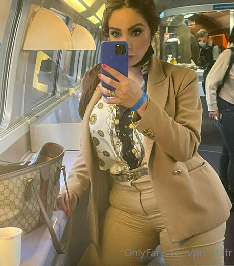 pnikitafr star érotique collection