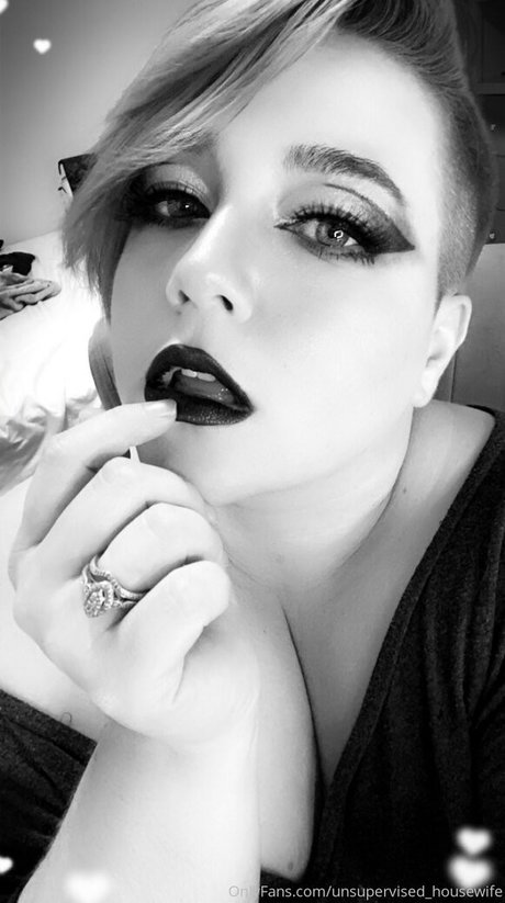 unsupervised housewife estrella libre foto