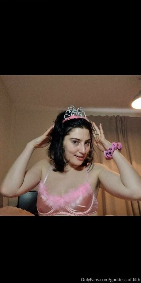 goddess of filth étoile des photos