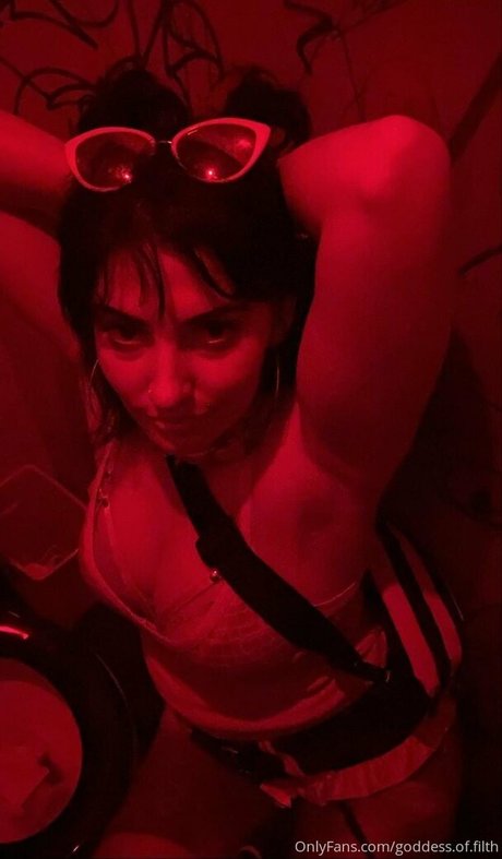 goddess of filth nude star gallery