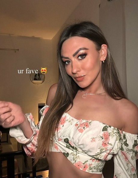 nataliagetsnaughty estrella desnuda archivo