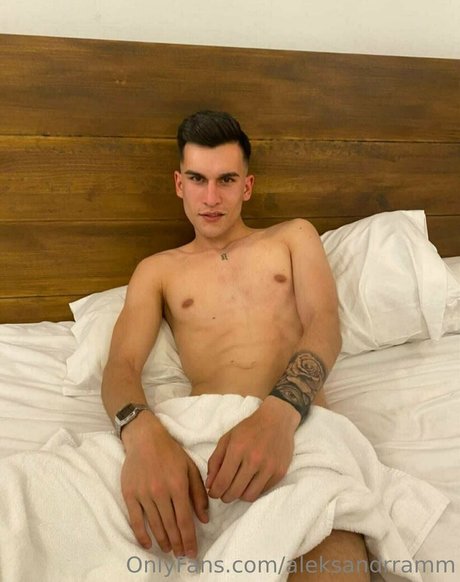 aleksandrramm desnudos estrella porno galerías