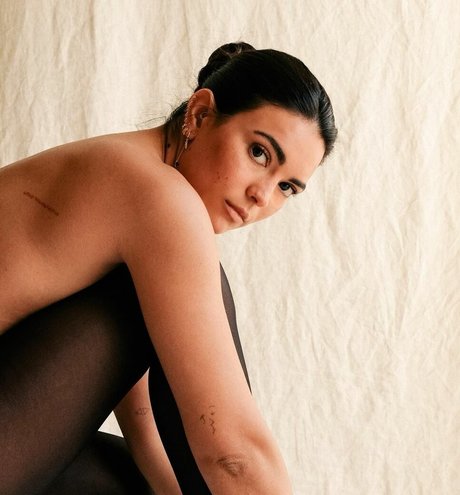 Kyra Santoro estrella porno erótica recopilación