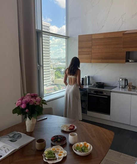 radmilasad estrella porno atractiva imagen