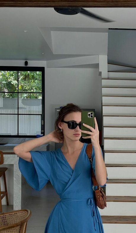 radmilasad actriz desnuda imagen