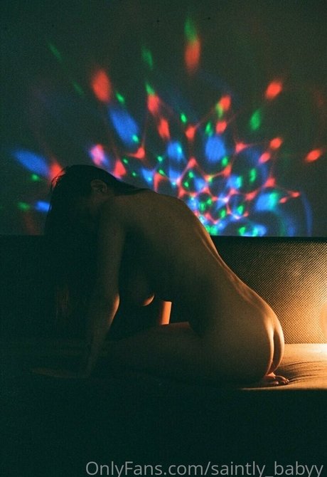 saintly babyy étoile img