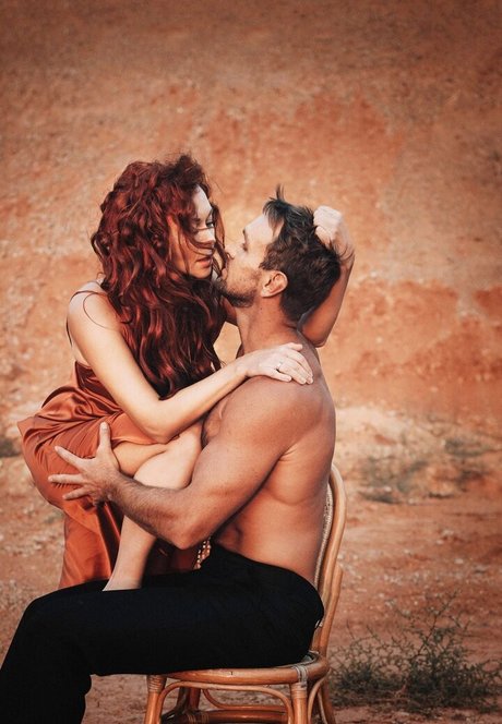 Onlyfans de imbéciles desnudo de alta calidad foto