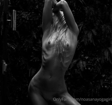 noasanayogagirl actriz sexual foto
