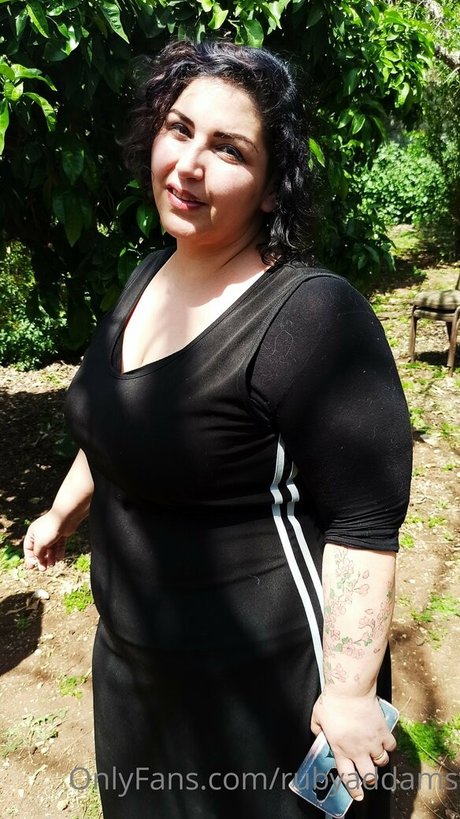 rubyaddams modelo gratis galería