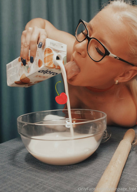 evelinpage free estrella porno perfecta imagen