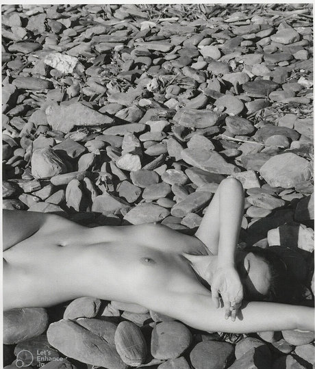Amelia Zadro exclusive model images