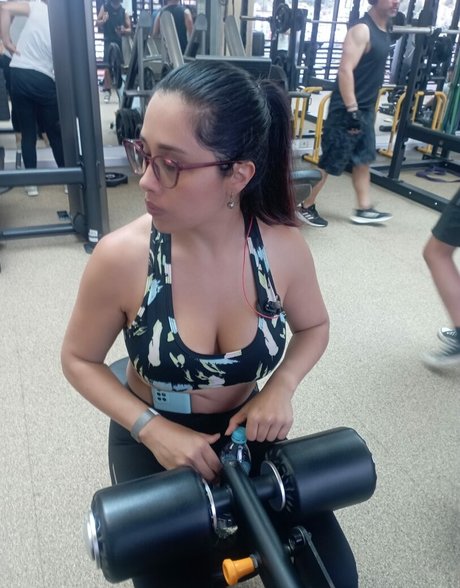 Officefacil modelo desnudo recopilación