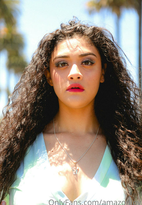 amazonjoy haut modèle photos