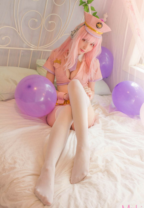 x meki art modèle image