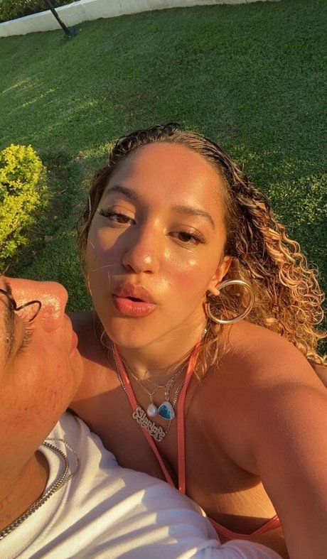 Abby C arte estrella porno foto