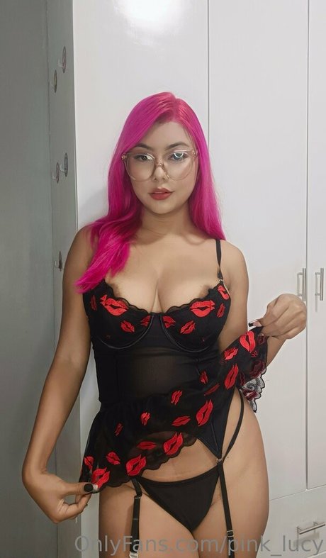 pink lucy desnudos de estrellas porno galerías