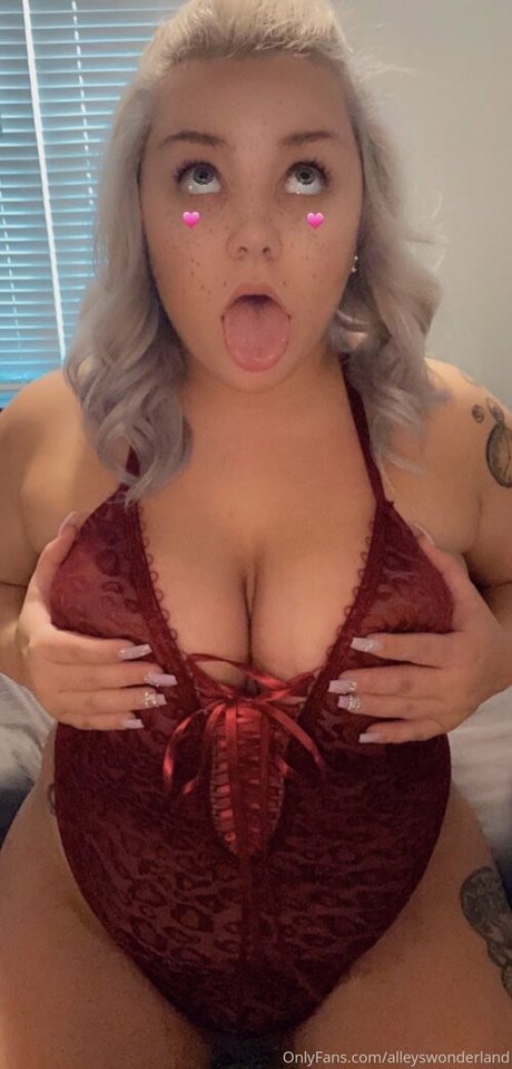 alleyswonderland actrice de nus galeries