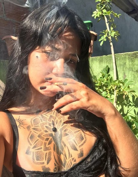 NiinaSweet actrice sexy image