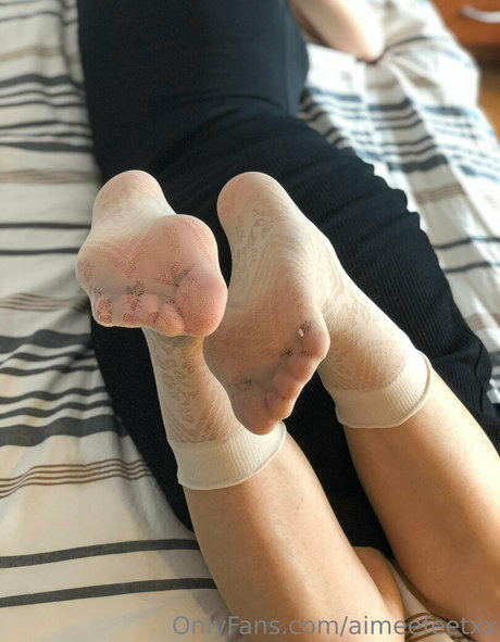 aimeefeetxx modelo desnuda galerías