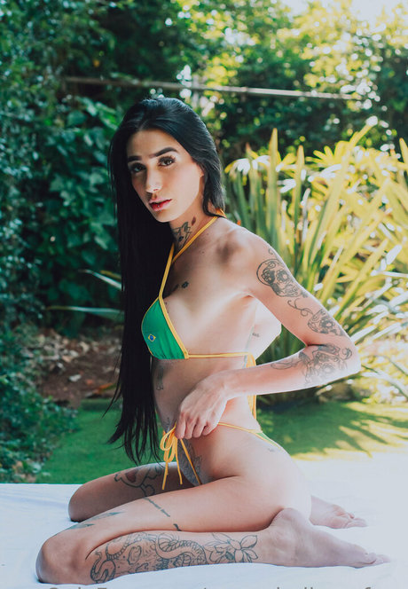 marceladimovfree étoile érotique galeries