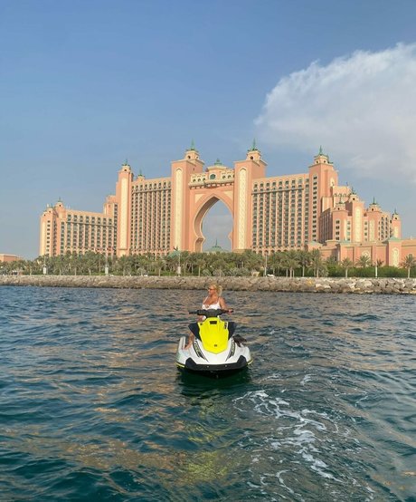 Karina Grinberryall xxx étoile image