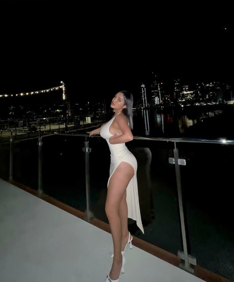 Karina Grinberryall modelo imagen