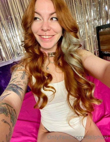 delphoxi actrice sexy collection