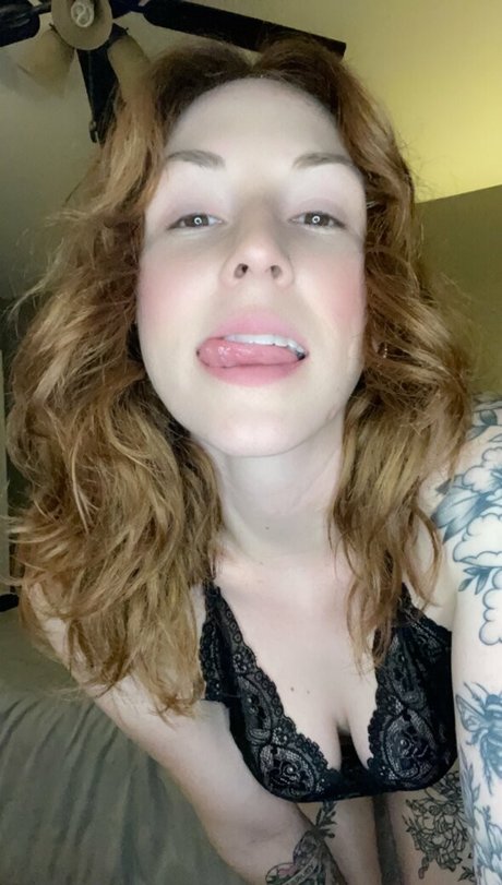 pinkinkedprincess hermosa actriz galería