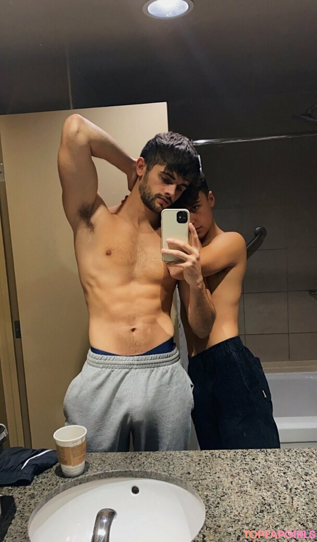 nickandant modelo desnudo imagen